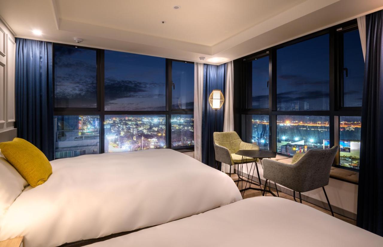Deluxe Twin Room Sea View