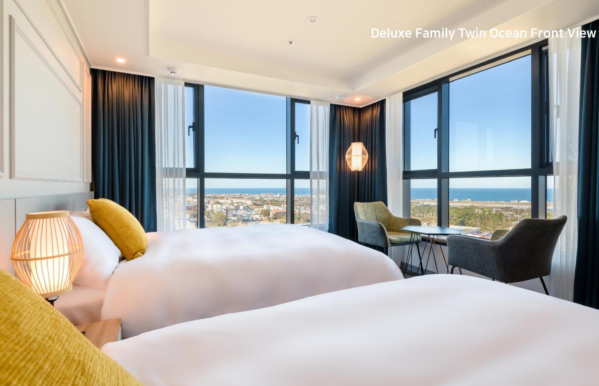Deluxe Twin Room Sea View